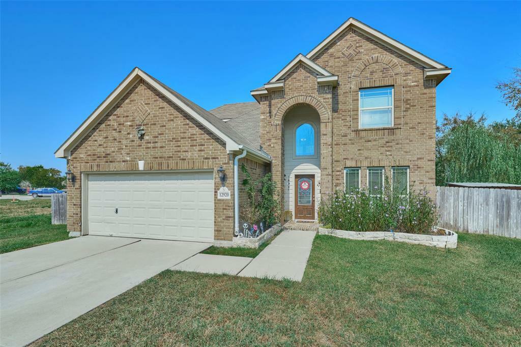 Property Photo:  12920 Oakwood Circle  TX 77318 