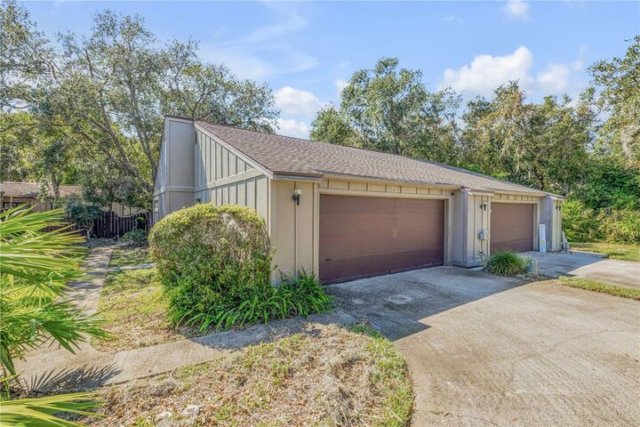 Property Photo:  22 Maplewood Trail  FL 32174 
