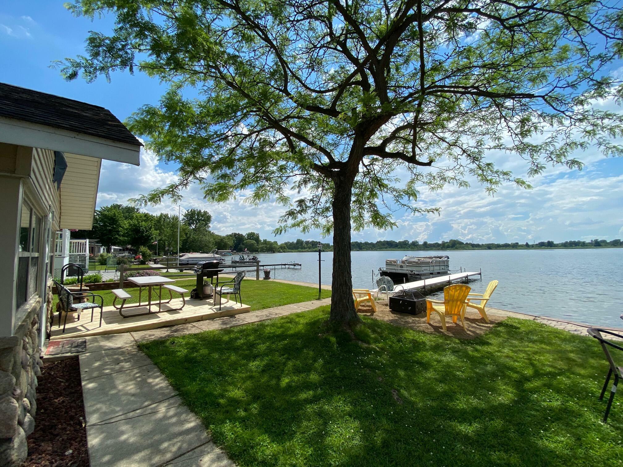 Property Photo:  16 Ackerson Lake Drive  MI 49201 