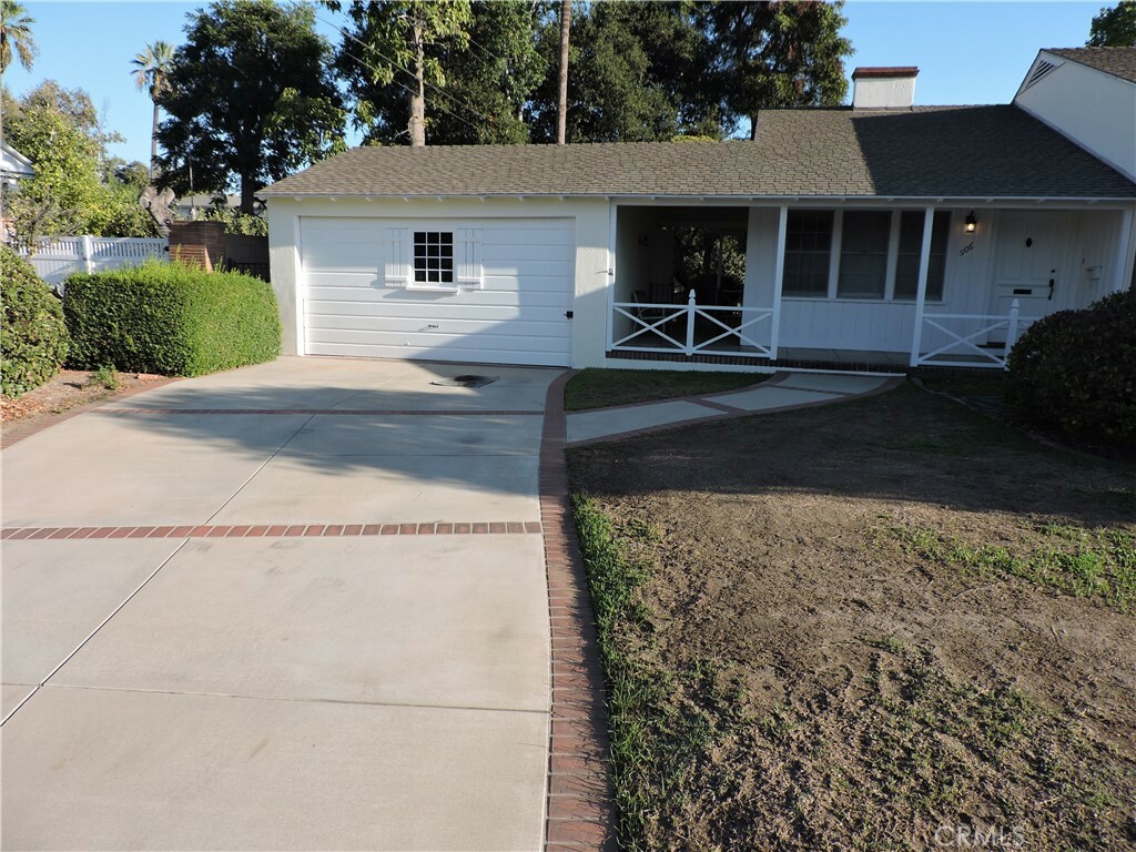 Property Photo:  506 E Alhambra Road  CA 91801 