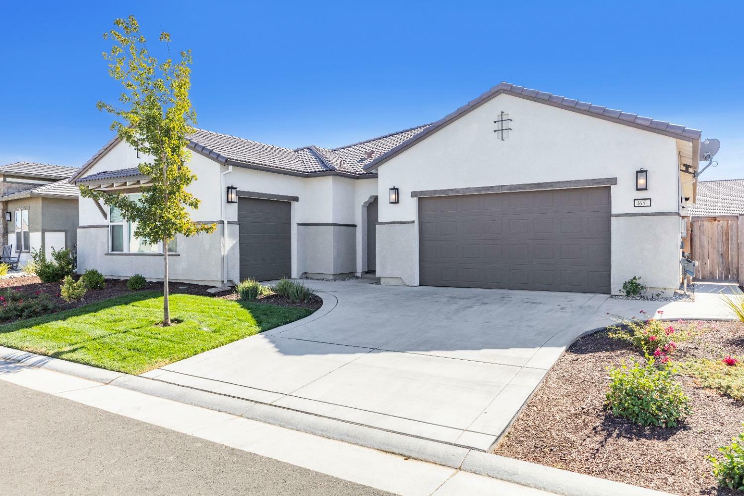 Property Photo:  4651 Trumpet Lily Way  CA 95747 