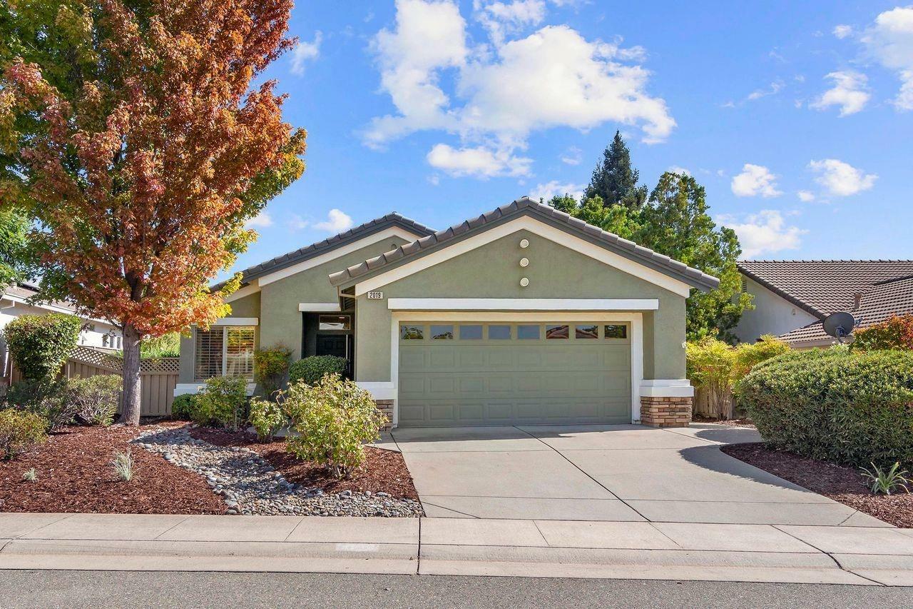 Property Photo:  2019 Gatehouse Lane  CA 95648 