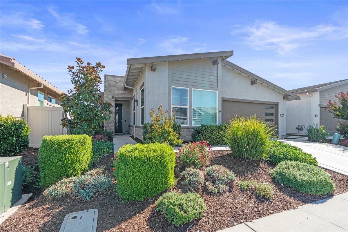 Property Photo:  7048 Orbital Lane  CA 95747 