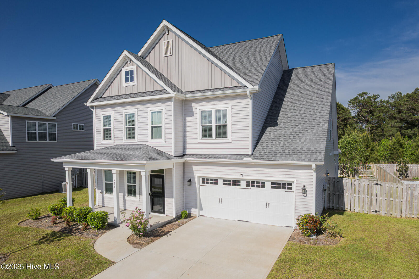 Property Photo:  216 Bachmans Trail  NC 28443 