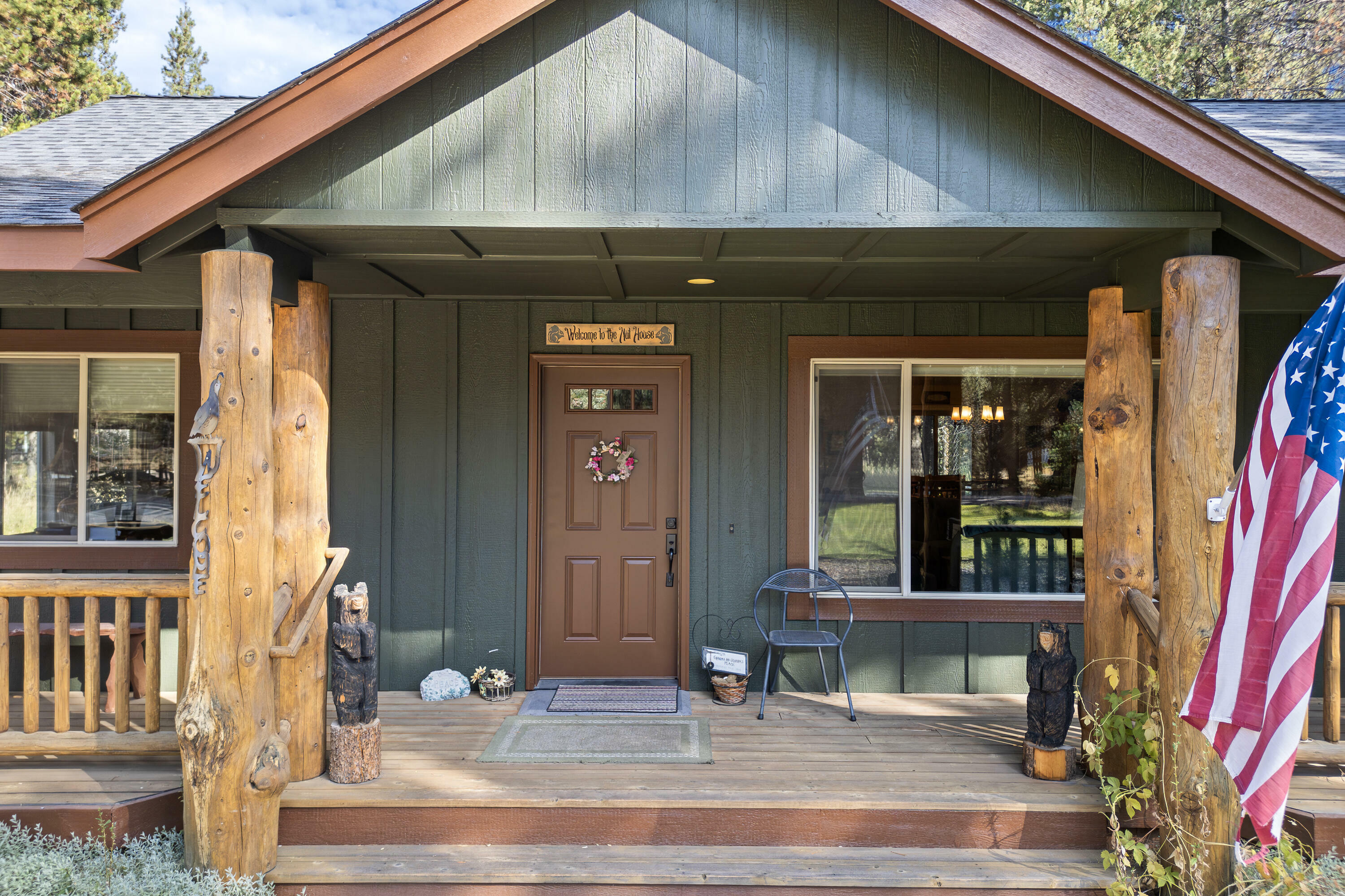 Property Photo: 17048 Norwalk Road OR 97707