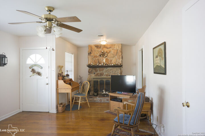 Property Photo: 539 Radiance Ave TX 78218