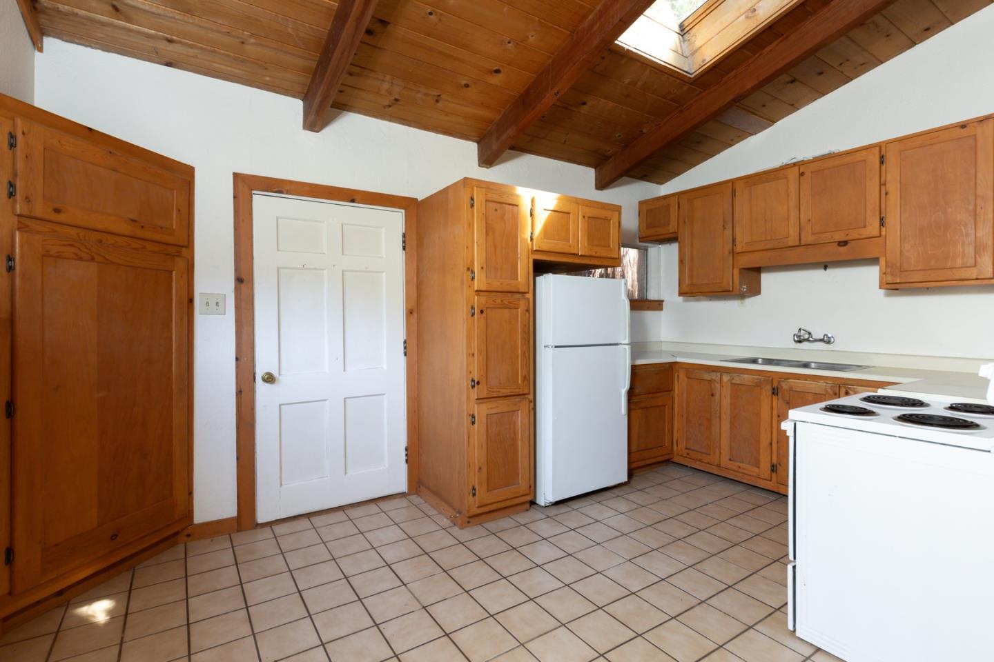 Property Photo: 429 Fairview Avenue CA 95006