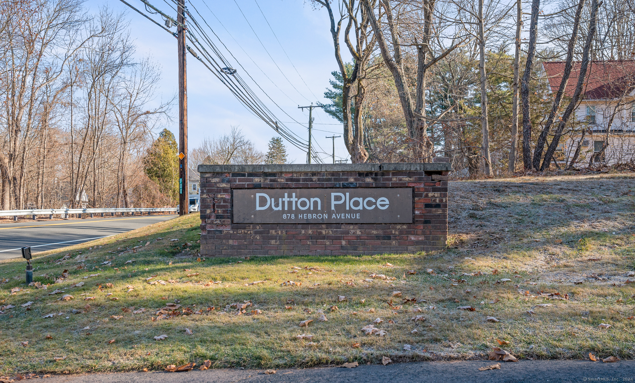 Property Photo:  18 Dutton Place Way 18  CT 06033 