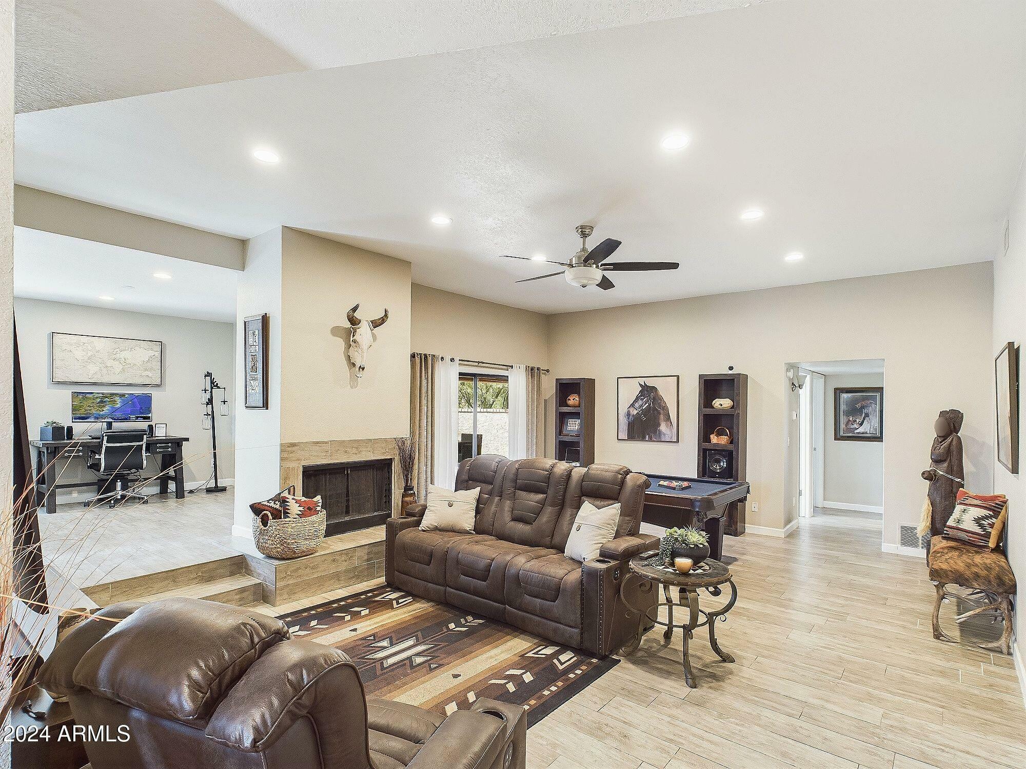 Property Photo: 14679 N Love Court AZ 85268