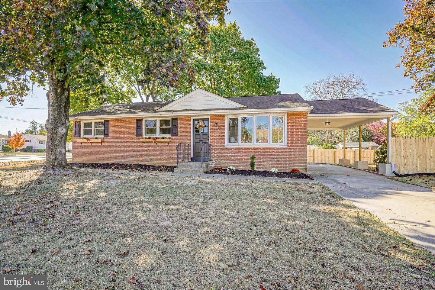 Property Photo: 901 Kirk Road NJ 08094