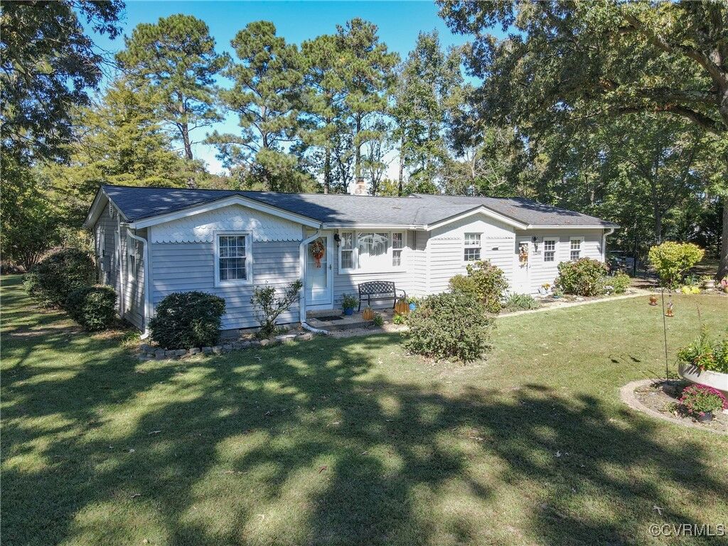 Property Photo:  1280 Shady Lane  VA 23181 