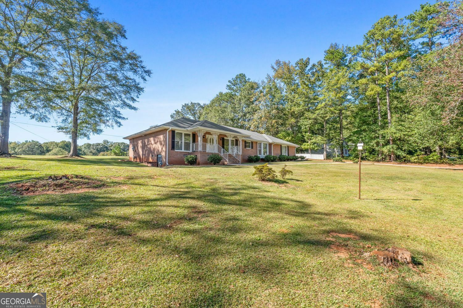 Property Photo:  125 Briarwood Place  GA 30281 