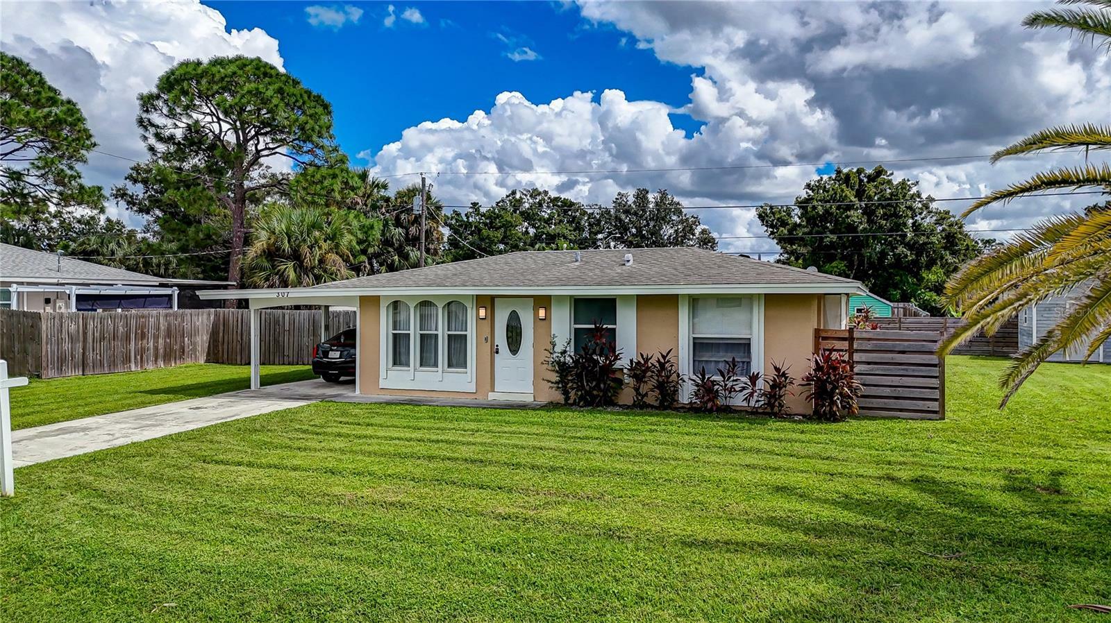 Property Photo:  307 Southland Road  FL 34293 