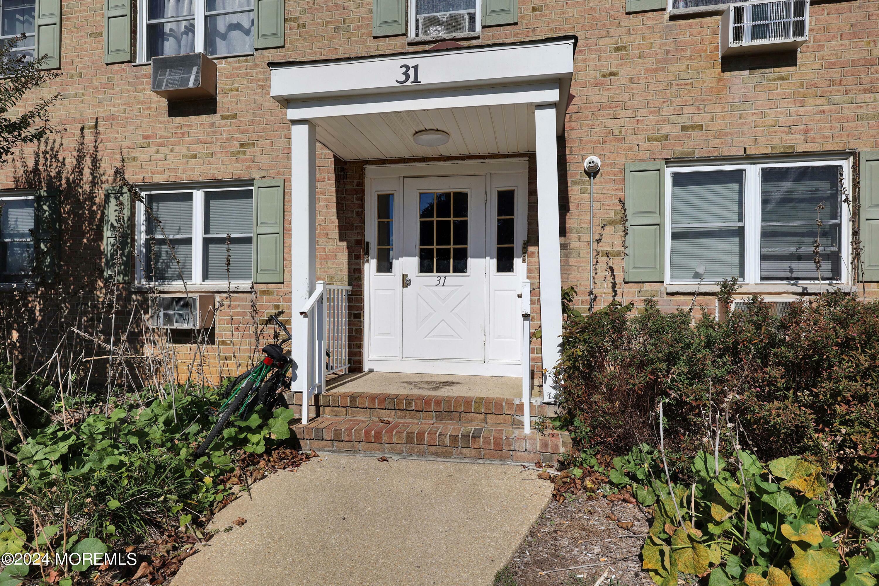 Property Photo:  31 Manchester Court F  NJ 07728 