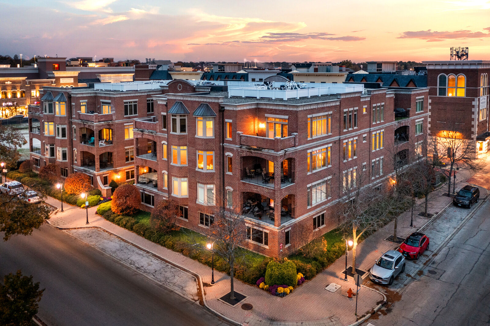 Property Photo:  180 W Benton Avenue 203  IL 60540 