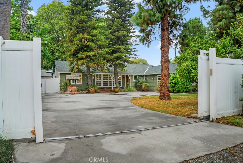 Property Photo:  7945 Balboa Boulevard  CA 91406 