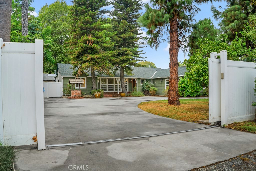 Property Photo:  7945 Balboa Boulevard  CA 91406 