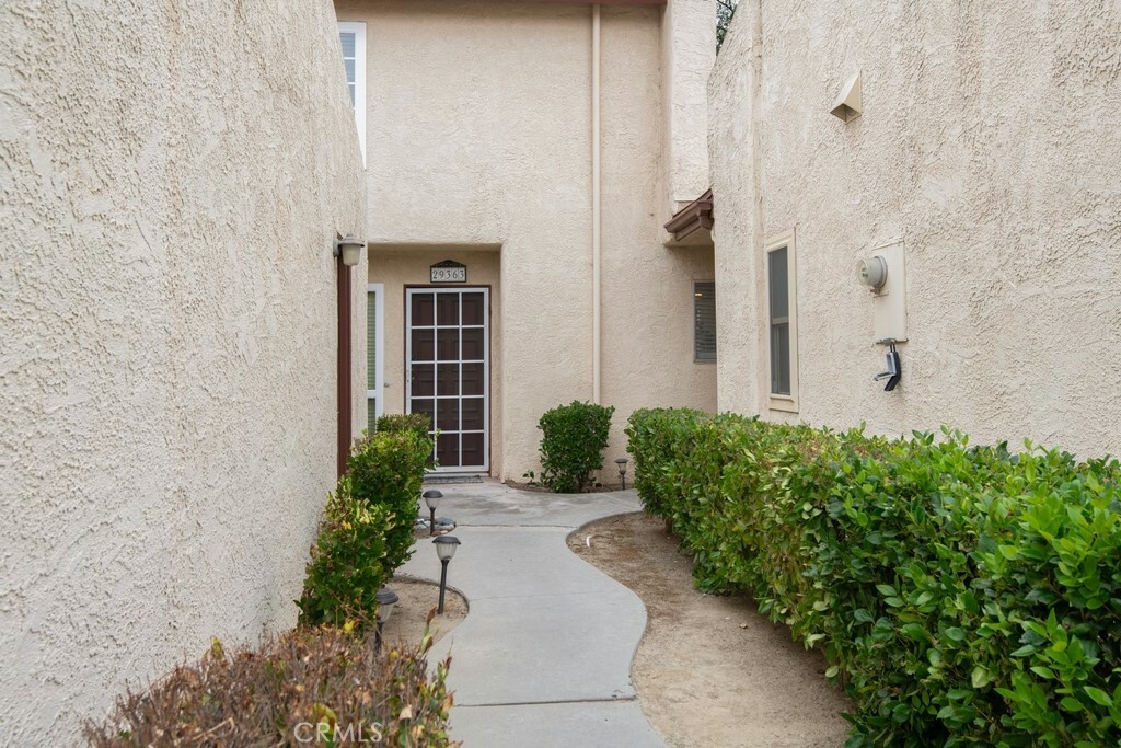 Property Photo:  29361 Calle Gaviota  CA 92563 