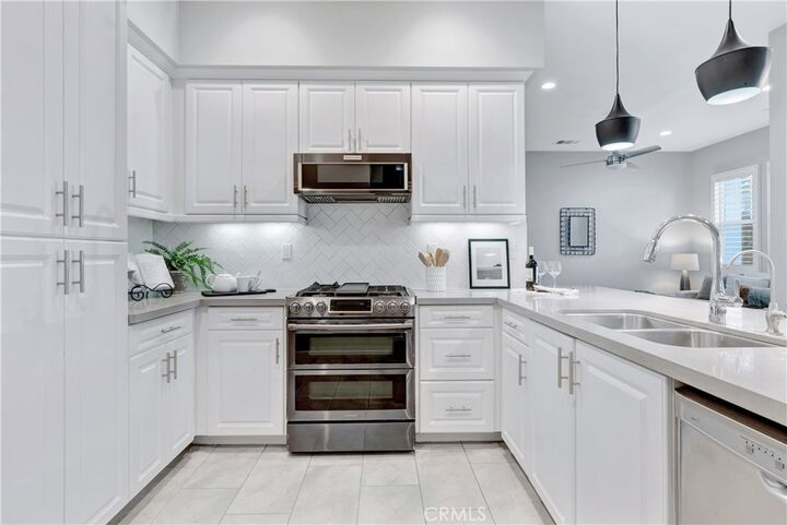 Property Photo:  76 Patria  CA 92694 