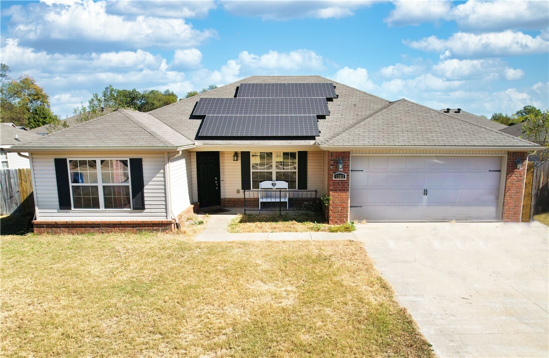 Property Photo:  5303 SW Regent Road  AR 72713 