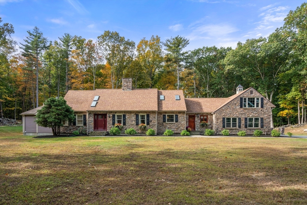 Property Photo:  3 Johns Lane  MA 01983 