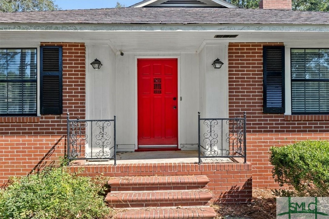 Property Photo:  722 W Barnard Street  GA 30427 