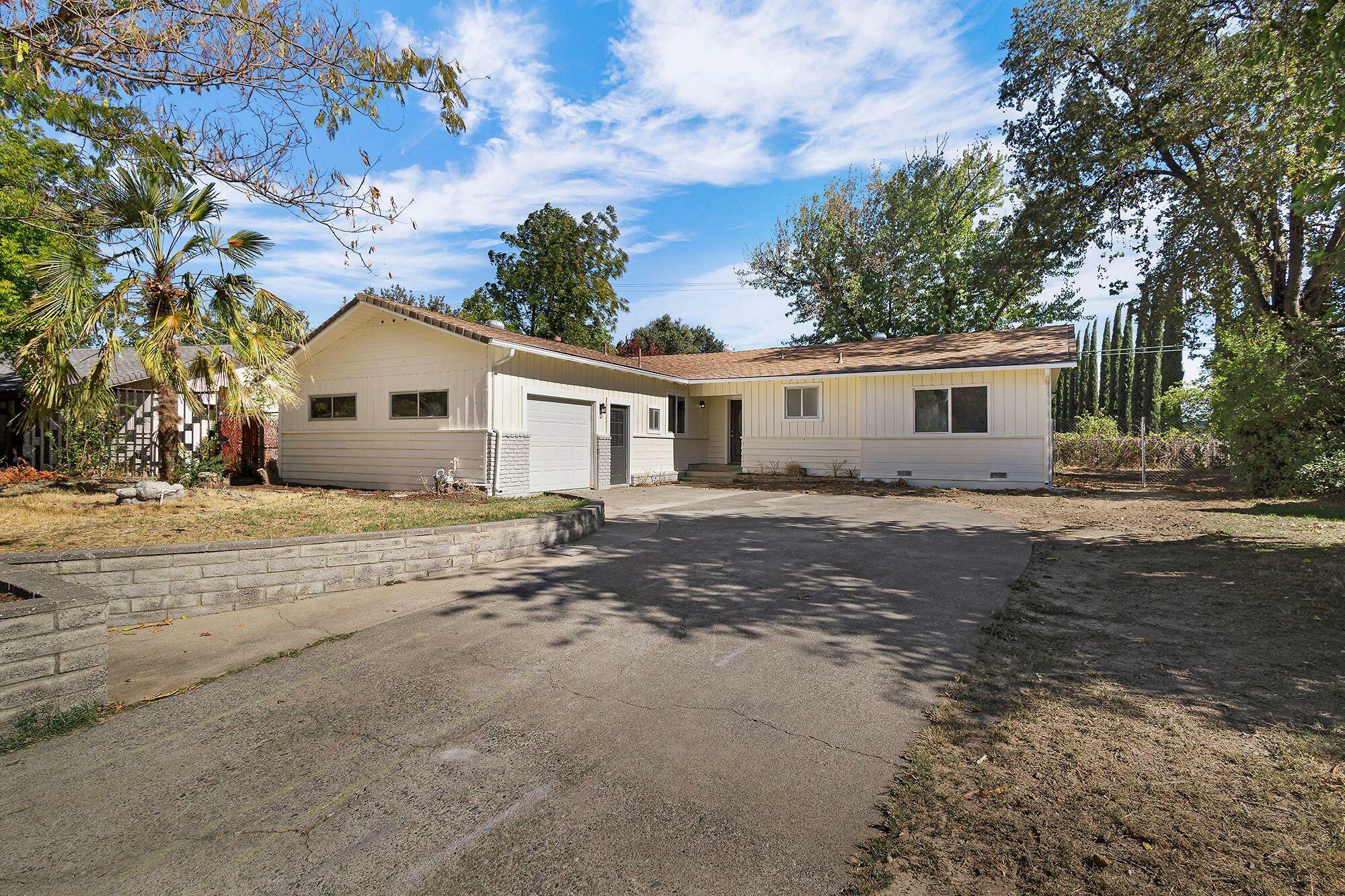 Property Photo:  2163 Sycamore Drive  CA 96001 