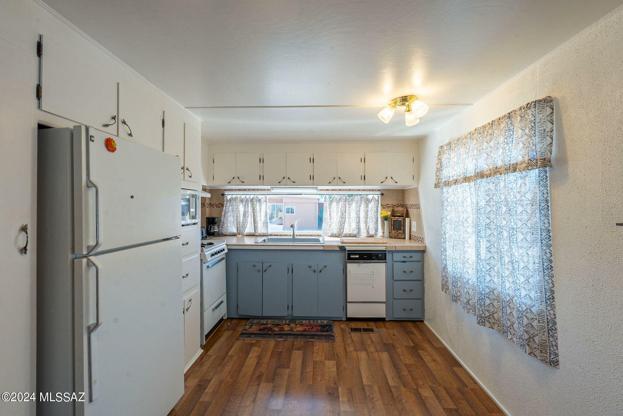 Property Photo:  5772 W Bar X Street  AZ 85713 