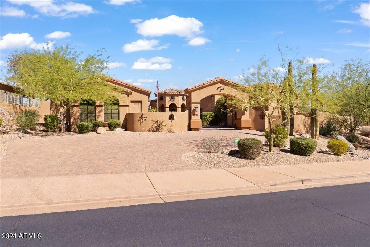 Property Photo:  9005 N Crimson Canyon  AZ 85268 