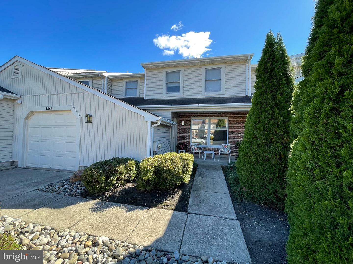 Property Photo:  1361 Pepperbush Court  PA 19067 