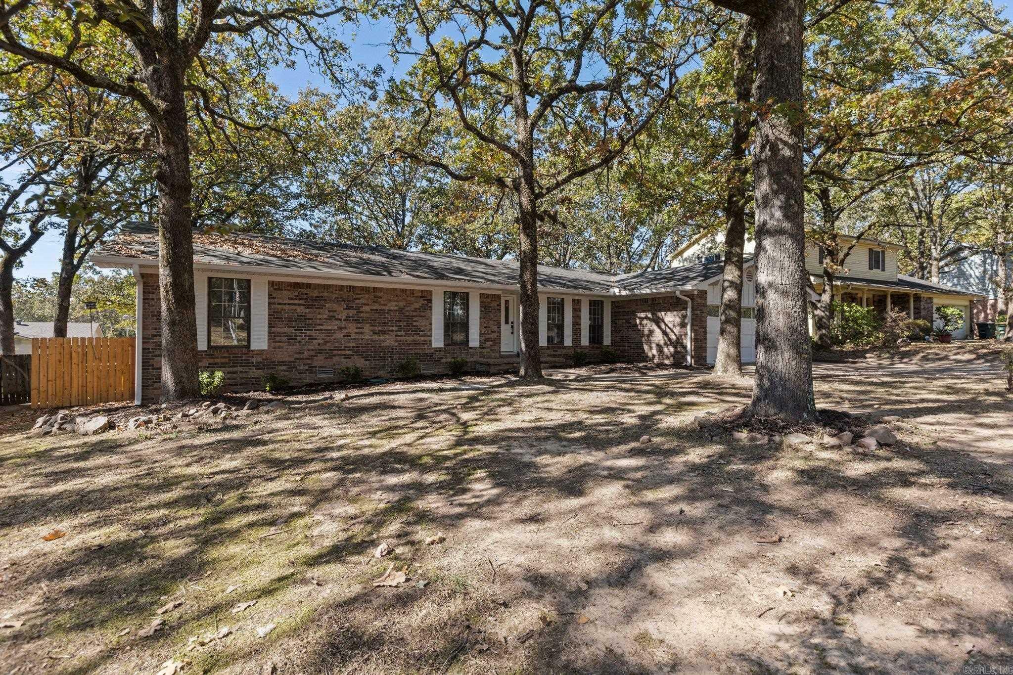 Property Photo:  7613 Tomahawk Drive  AR 72116 