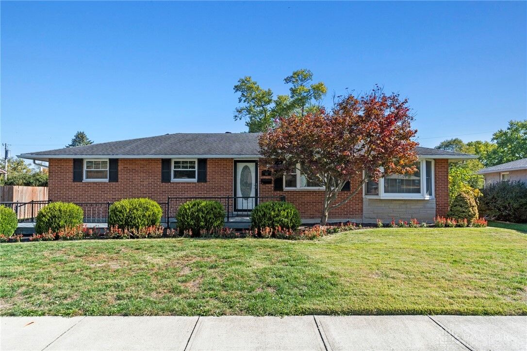 Property Photo: 562 Michael Place OH 45371