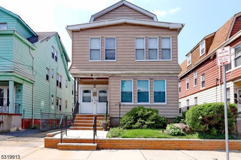 Property Photo:  220 Custer Ave 3  NJ 07112 