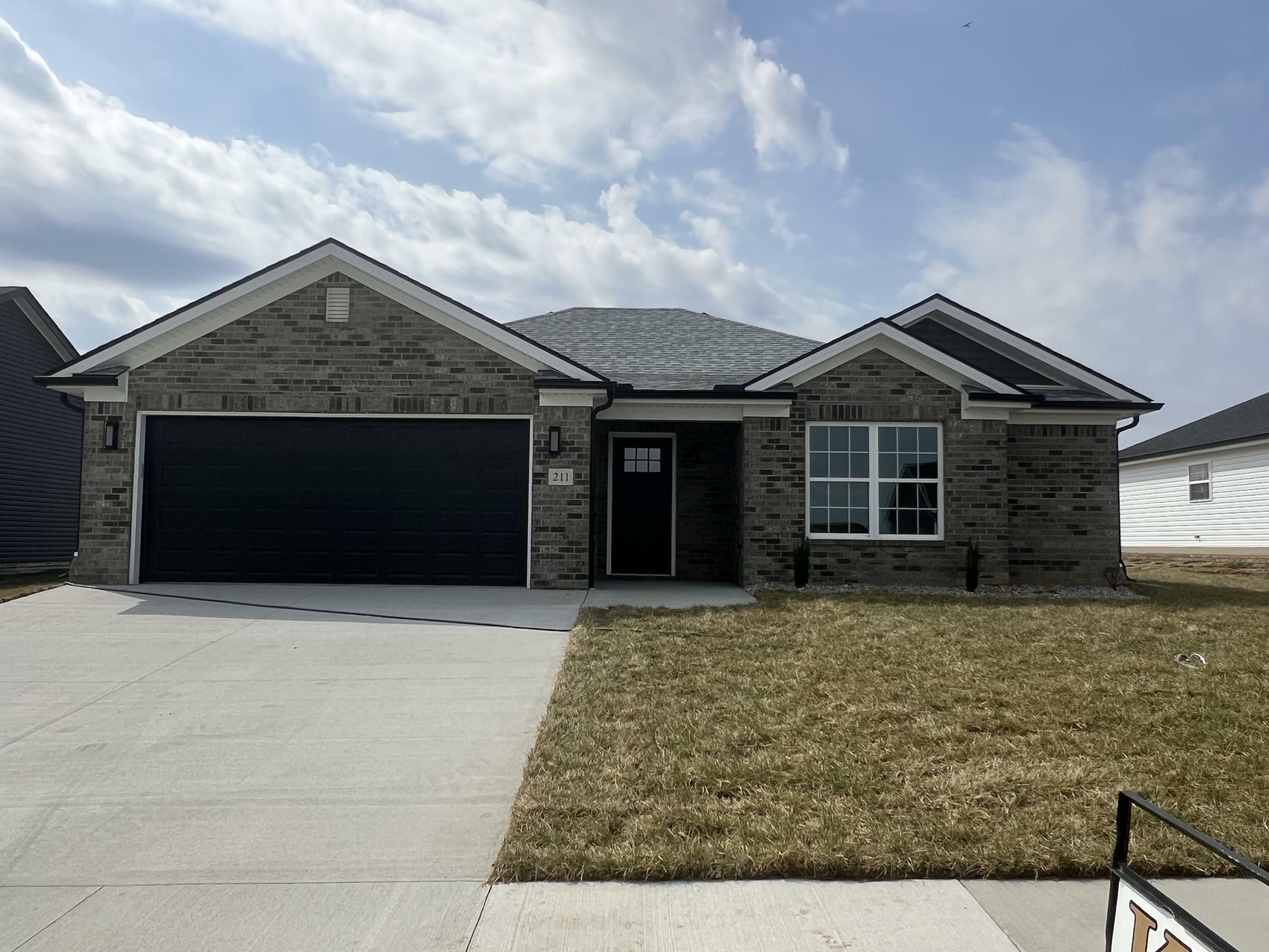 Property Photo: 211 Brook Cove KY 40403