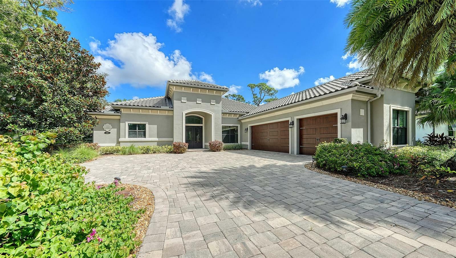 Property Photo:  141 Sugar Mill Drive  FL 34229 