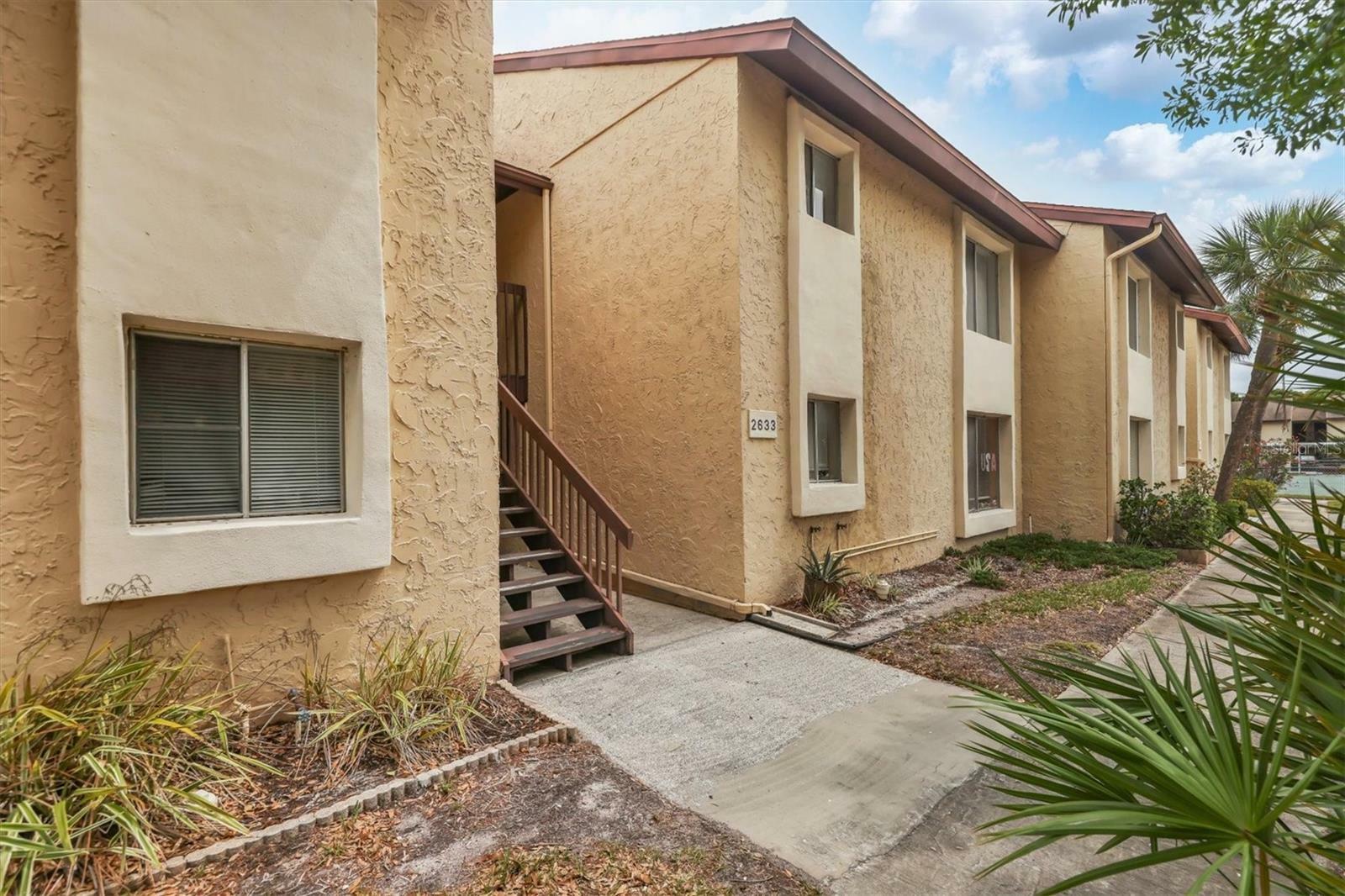 Property Photo:  2633 Pine Lake Terrace D  FL 34237 