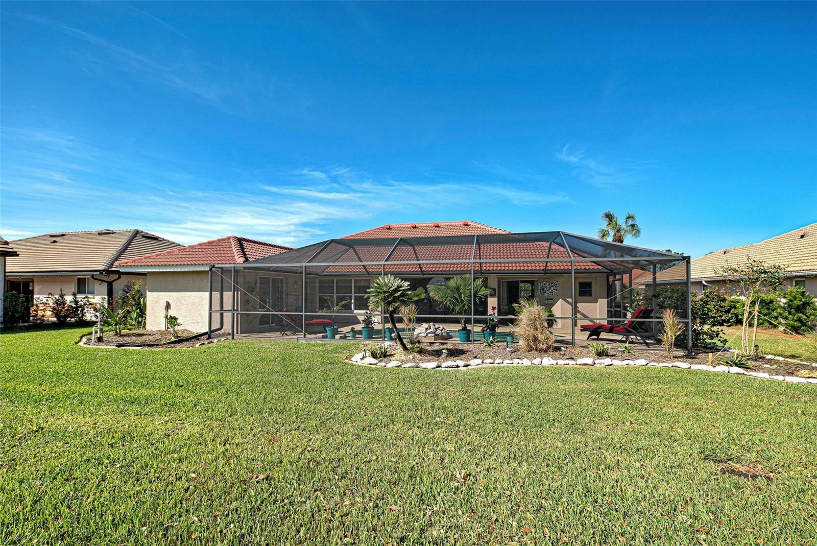 Property Photo:  607 Balsam Apple Drive  FL 34293 