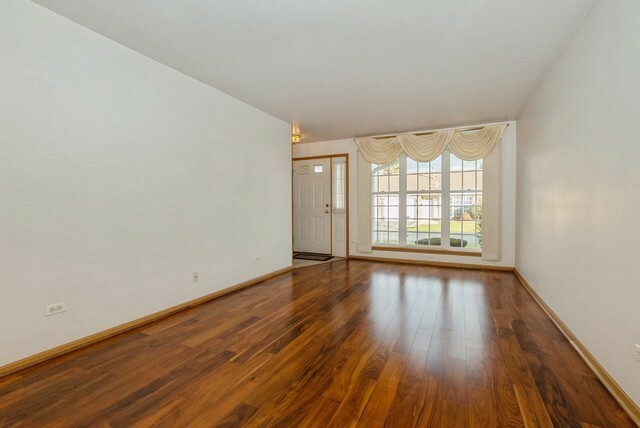 Property Photo:  8510 Hill Top Court  IL 60458 