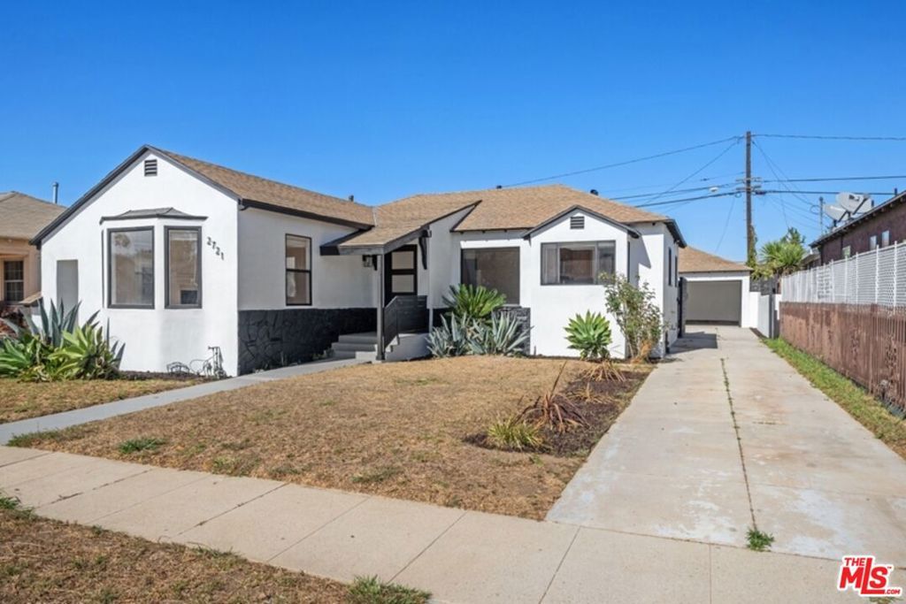 Property Photo: 2721 W 94th Street CA 90305