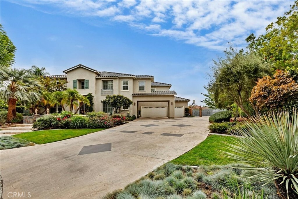 Property Photo:  1928 Sycamore Hill Drive  CA 92506 