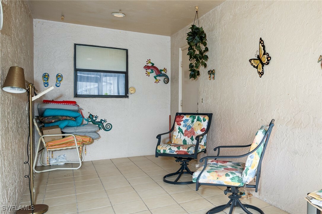 Property Photo:  5671 Balkan Court  FL 33919 