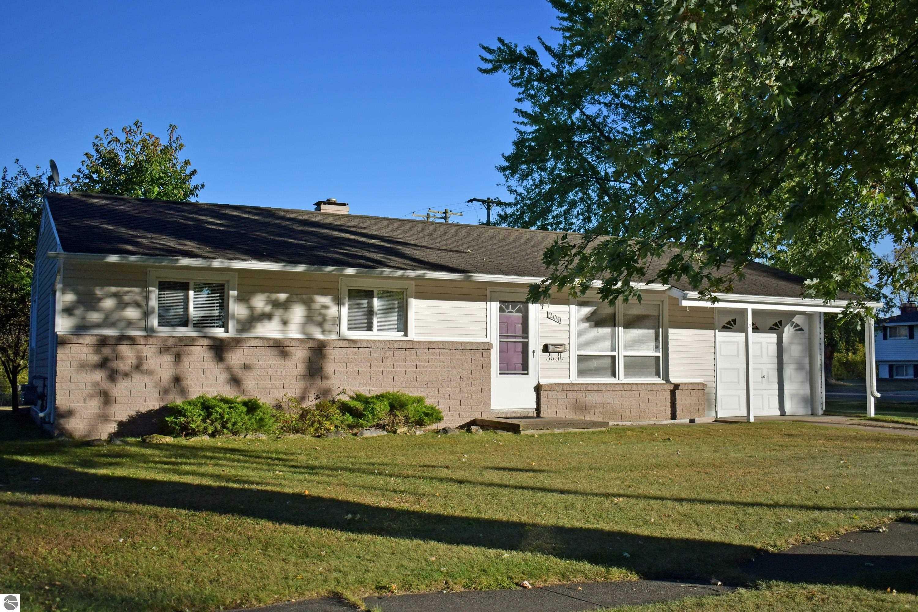 Property Photo:  200 Ottawas Court  MI 48750 