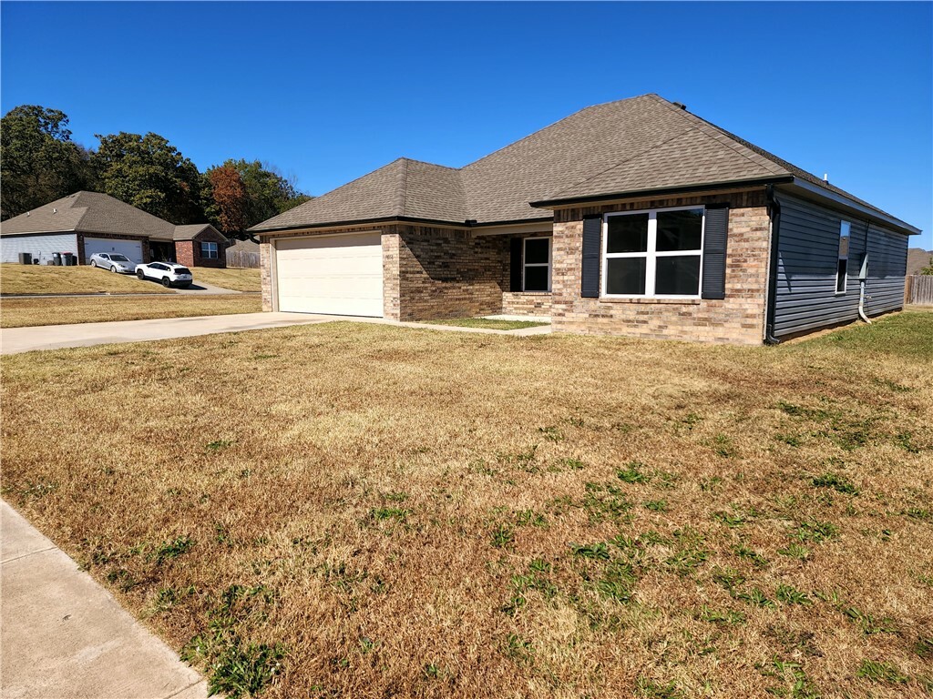 Property Photo:  1058 Ethan James Street  AR 72727 