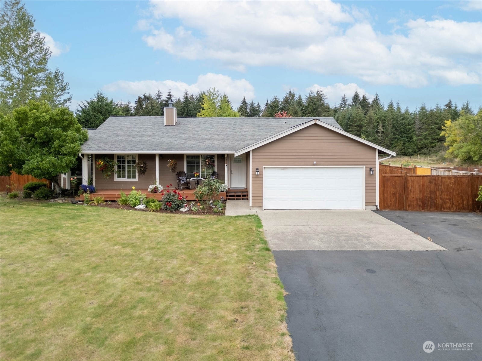 Property Photo: 17535 Gilbert Street SE WA 98589