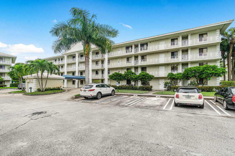 Property Photo:  2601 Village 103 Boulevard 103  FL 33409 