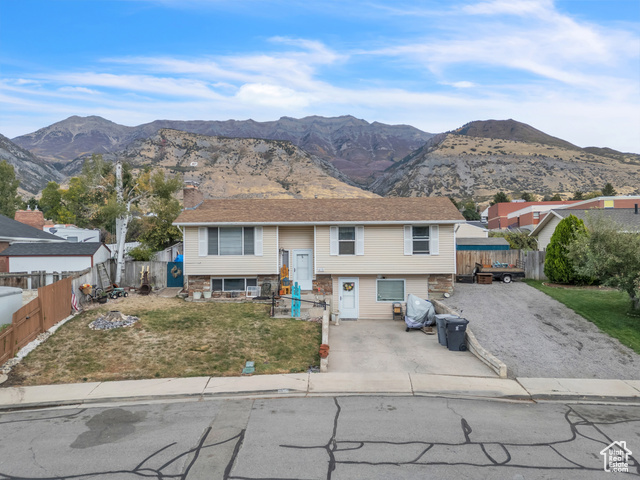 Property Photo:  415 Valley View Dr  UT 84062 