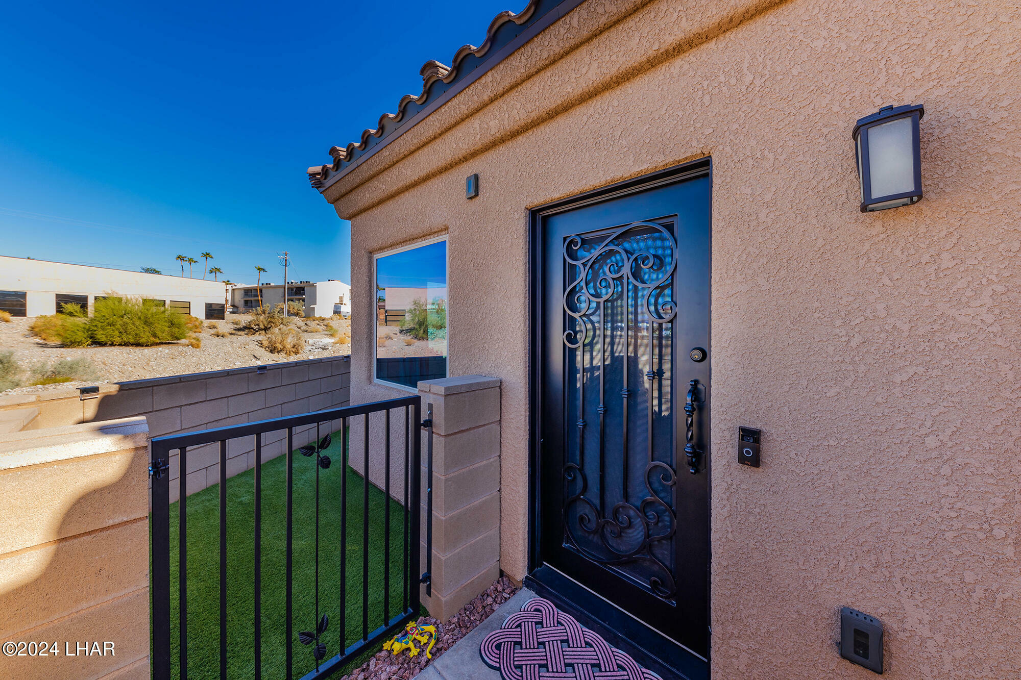 Property Photo:  490 N Lake Havasu Ave F  AZ 86403 