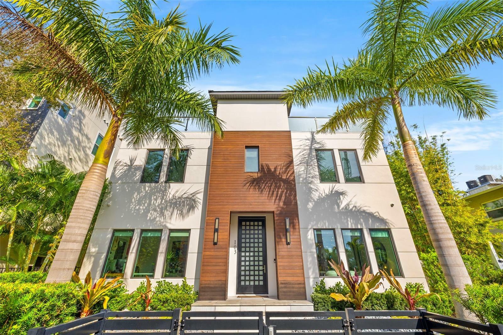Property Photo: 103 5th Avenue N FL 33701