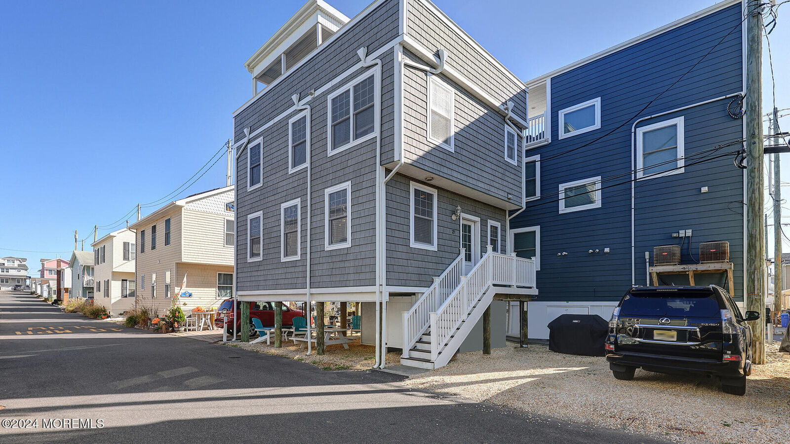 Property Photo:  27 E Channel Way  NJ 08735 