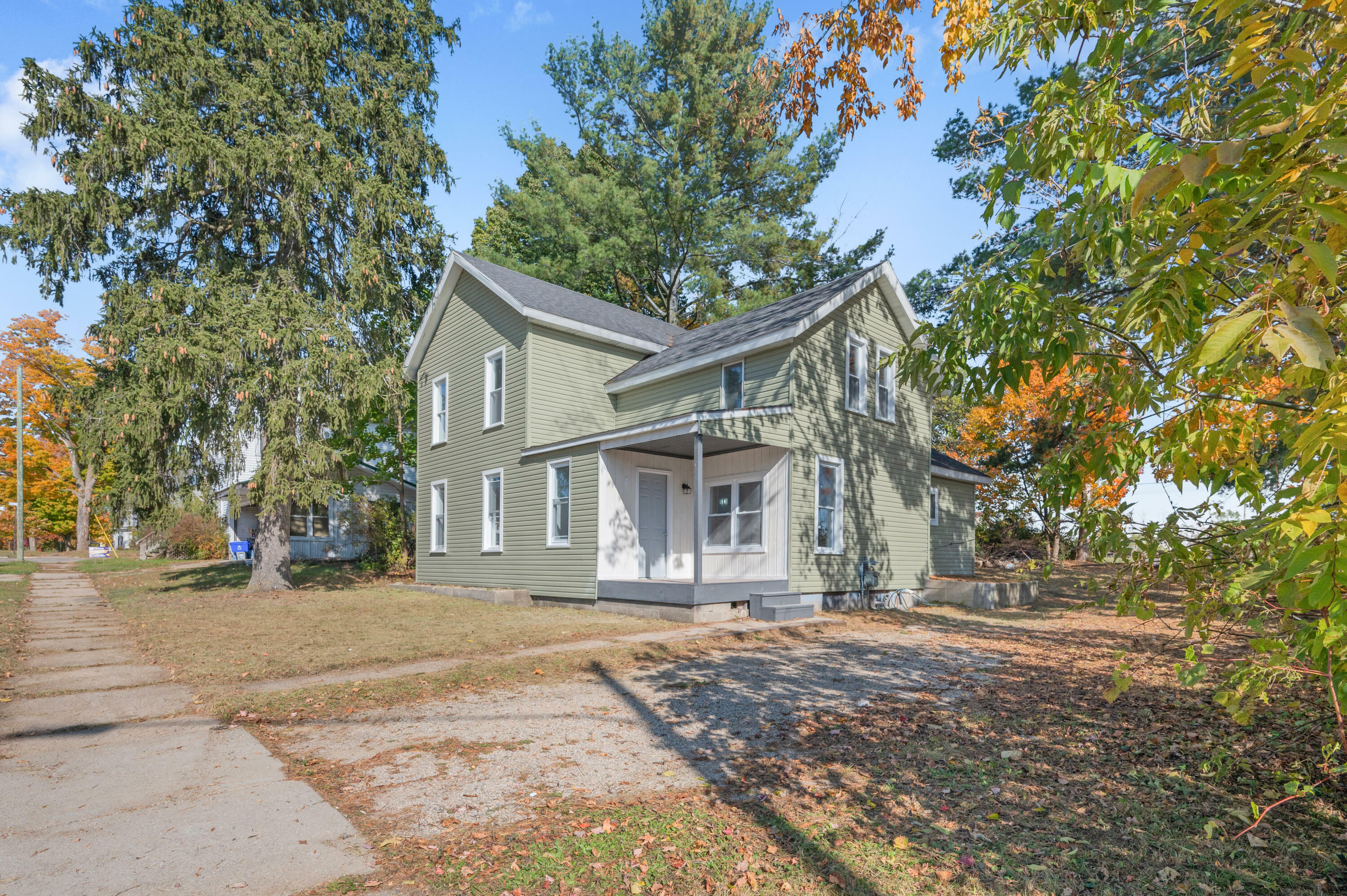 336 N Main St  Evart MI 49631 photo